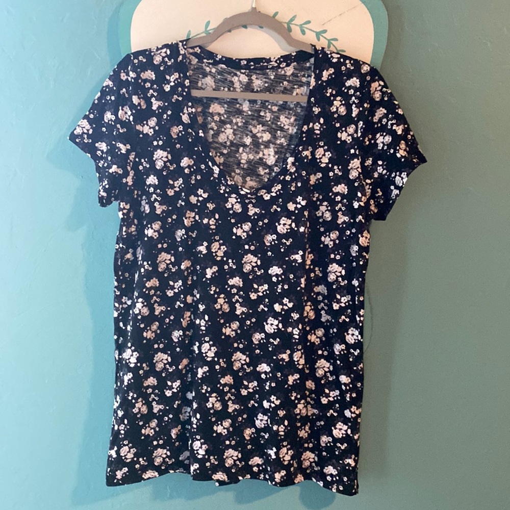 Floral black t shirt